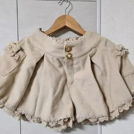[SOLD OUT] lizlisa 리즈리사 레이스 라떼갸루 베이지 큐롯