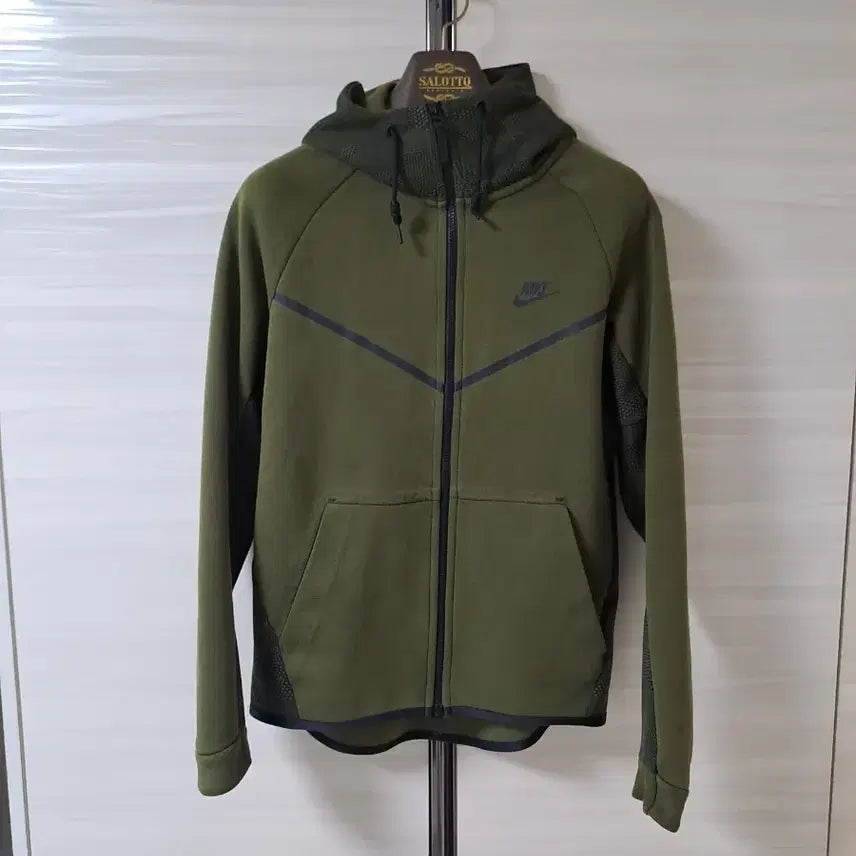 [SOLD OUT] 나이키 테크팩세트