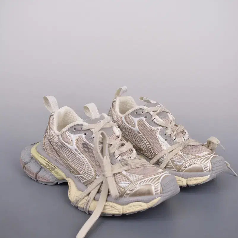 [BUNJANG] Balenciaga Defender Runner Sneakers Beige / 발렌시아가 뉴트렌드 러닝화사이즈:38