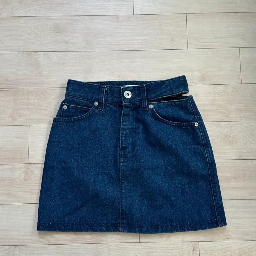[BUNJANG] OIOI Denim Mini Skirt / oioi 데님 미니 스커트 s사이즈