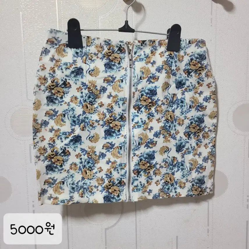[BUNJANG] Various Skirts and Shorts / 스커트/반바지 모음 (꽃무늬 외)