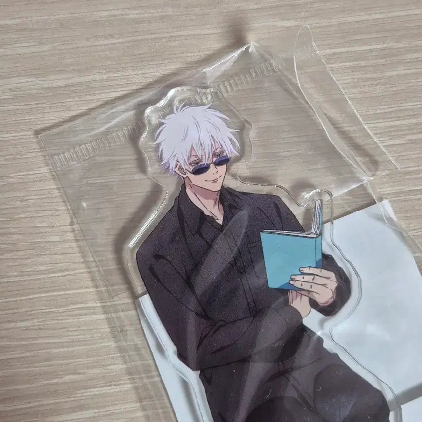 [BUNJANG] Jujutsu Kaisen Gojo Satoru Acrylic Stand / (미개봉 현물)주술회전 팝업 스토어 고죠 휴일 아크릴 고죠 독서 아크릴
