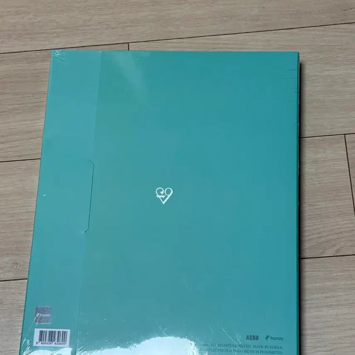 [BUNJANG] fromis_9 NOW TOMORROW Photobook / 프로미스나인 NOW TOMORROW 포토북