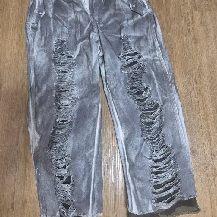 [BUNJANG] Not4nerd Ivory Camo Damage Denim Pants XL / 낫포너드 아이보리 카모  데미지 데님 팬츠 xl사이즈팔아용