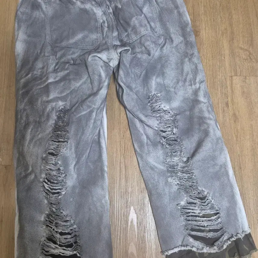 [BUNJANG] Not4nerd Ivory Camo Damage Denim Pants XL / 낫포너드 아이보리 카모  데미지 데님 팬츠 xl사이즈팔아용