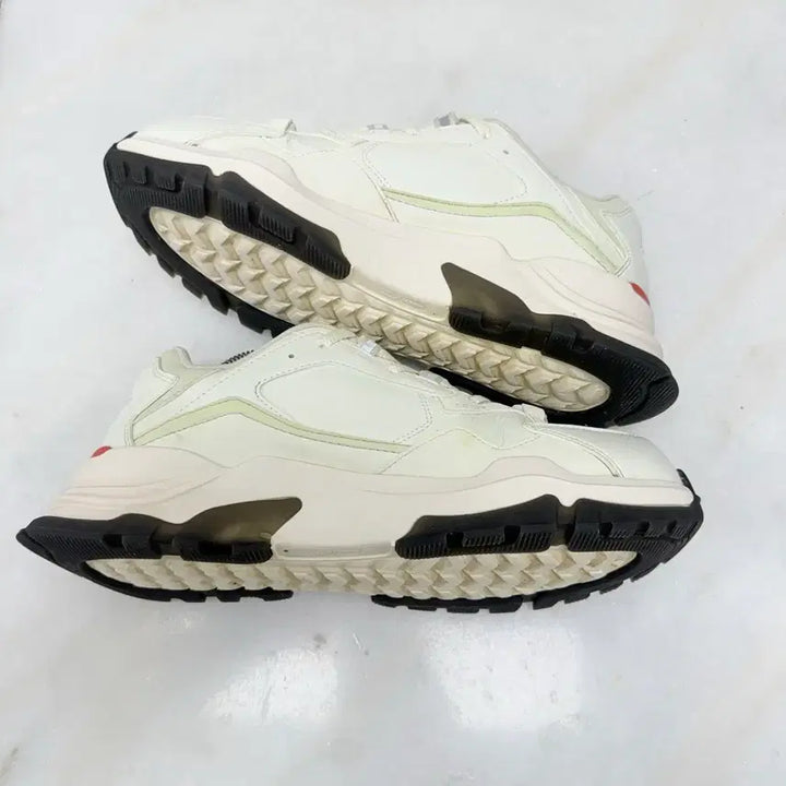 [BUNJANG] Discovery Bucket D-Walker Sneakers / (280)디스커버리 운동화 버킷 디워커