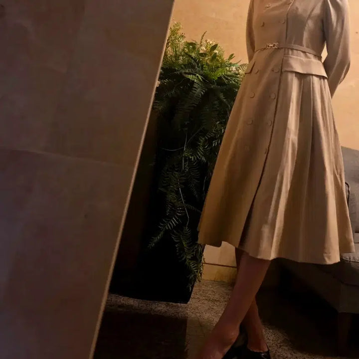 [BUNJANG] Laurel Classic Trench Dress (Size 66) / 라우렐 클래식 트렌치 원피스 66 / 고급핏 하객룩