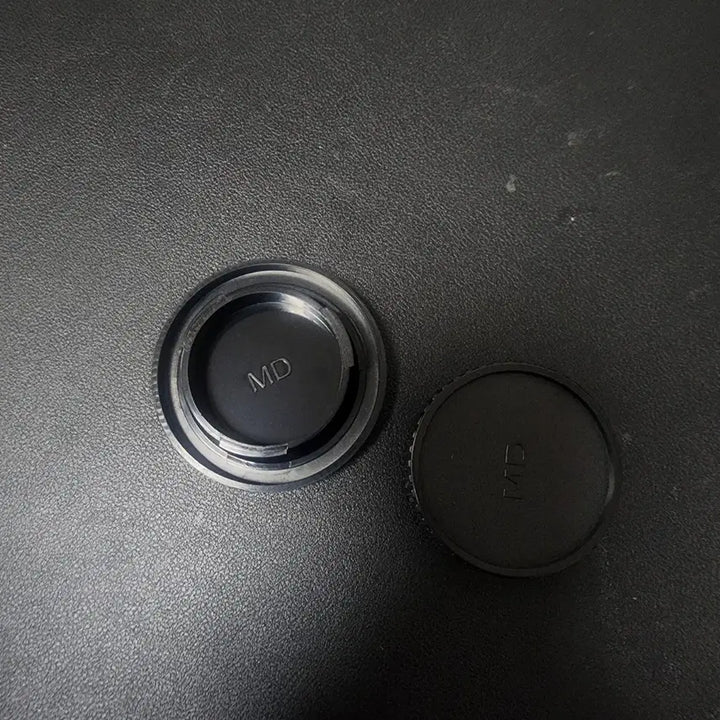 [BUNJANG] Minolta Film Camera Body Cap &amp; Lens Cap Set / 미놀타 필름카메라 바디캡/렌즈캡 세트
