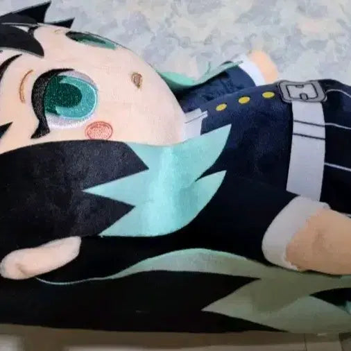 [SOLD OUT] 귀멸의 칼날 토키토 무이치로 27cm 인형