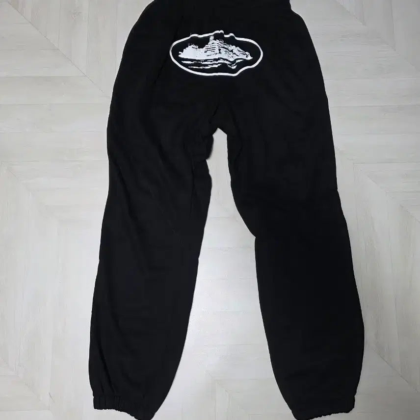 [BUNJANG] Cortez Alcatraz Jogger Pants / 코르테이즈 알카트라즈 조거팬츠 (s)