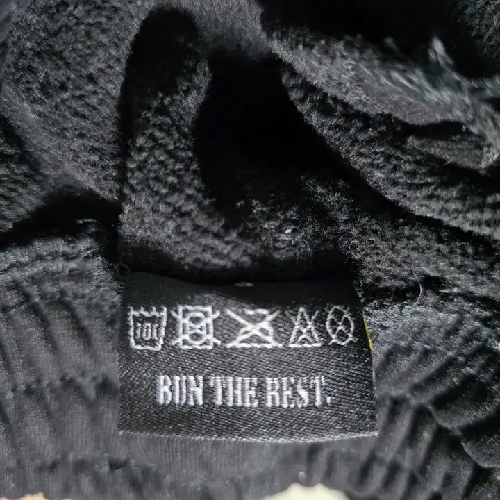 [BUNJANG] Cortez Alcatraz Jogger Pants / 코르테이즈 알카트라즈 조거팬츠 (s)