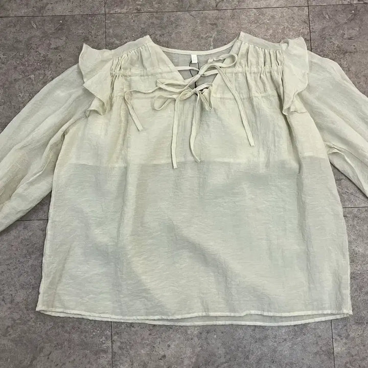 [BUNJANG] Vintage Frill Blouse Beige / 빈티지 프릴 블라우스 베이지 
