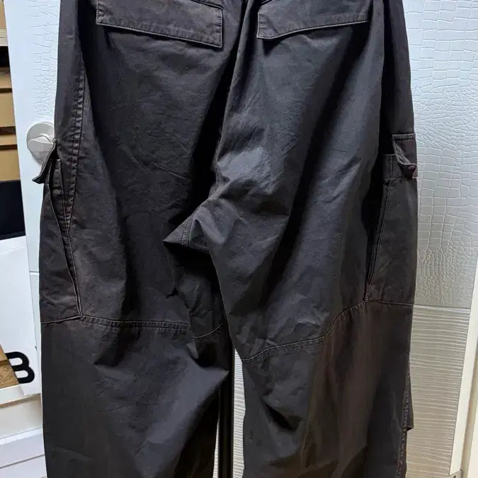 [BUNJANG] Hatching Room Mil Pants CPN Washed Black Size 2 / 해칭룸) Mil Pants CPN Washed Black 사이즈2