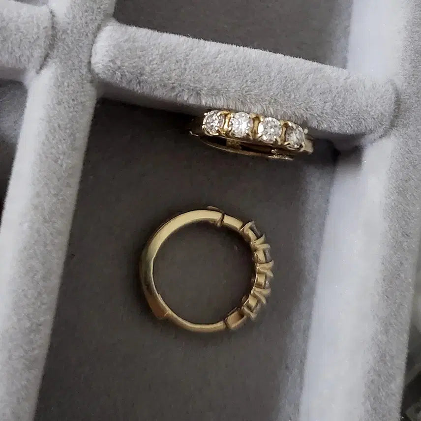 [BUNJANG] 14k Moissanite Tennis Ring Earrings (Pair) / 448000원 판매중인 모이사나이트 테니스 링 귀걸이 14k