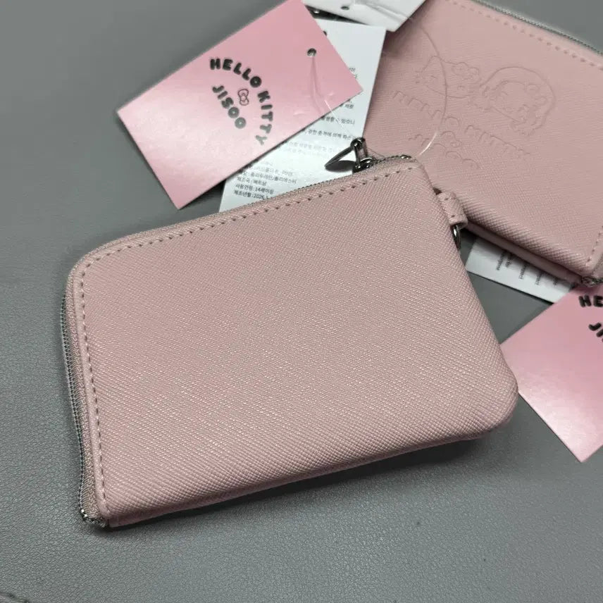 [BUNJANG] Jisoo Hello Kitty Card Wallet / 지수 헬로키티 콜라보 카드지갑