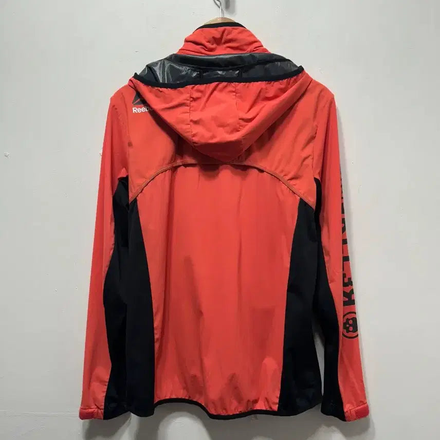 [BUNJANG] Reebok Orange/Black Hooded Windbreaker Jacket / 리복 오렌지/블랙 후드 바람막이 자켓 점퍼 100사이즈