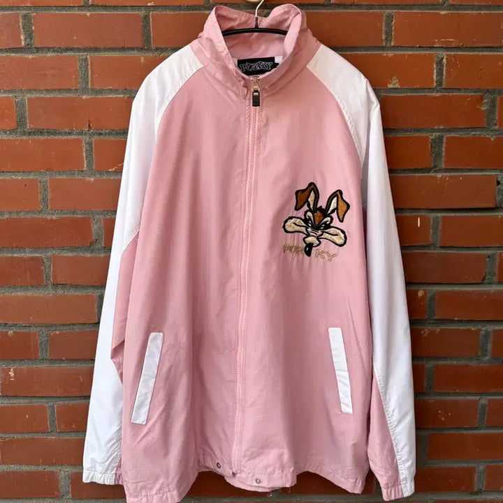[BUNJANG] Purky Looney Tunes Wile E. Coyote Embroidered Windbreaker Jacket / Purky 루니툰 와일 코요테 자수 바람막이