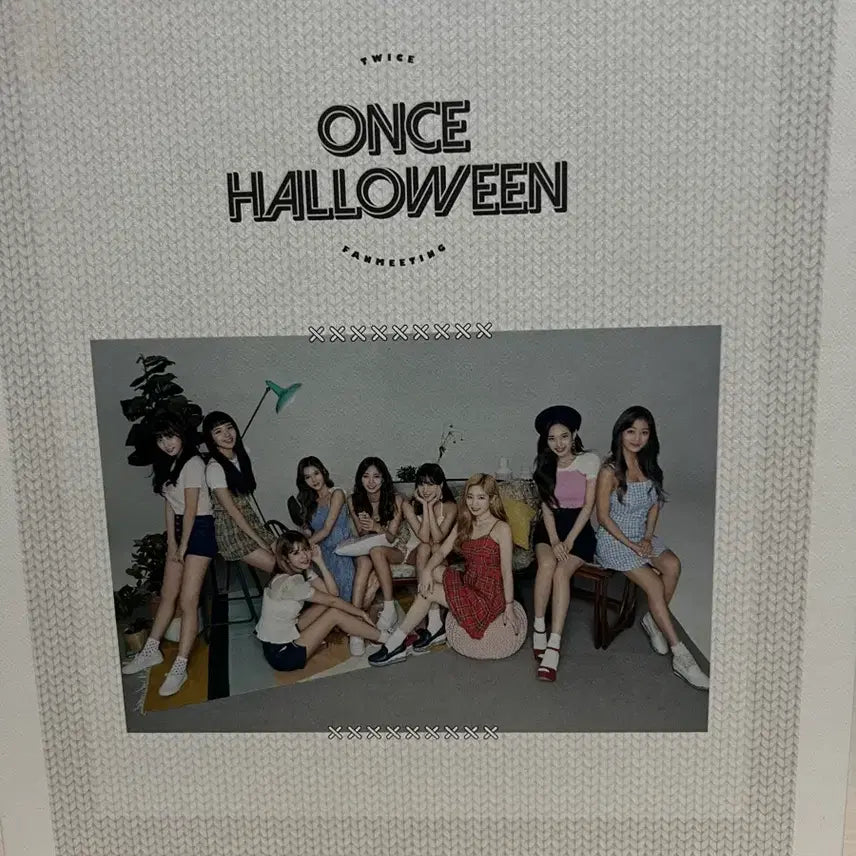 [BUNJANG] TWICE Postcard Holder / 트와이스 엽서 바인더