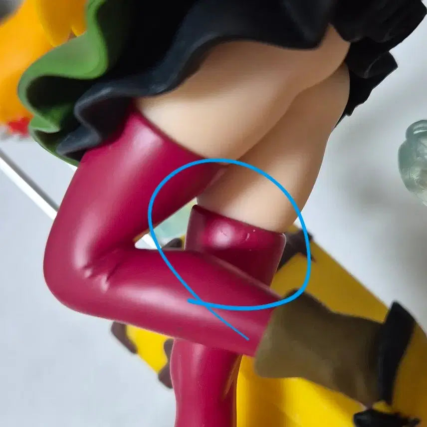 [BUNJANG] Vocaloid Hatsune Miku Fall Outfit Figure / 보컬로이드 하츠네 미쿠 피규어 가을옷