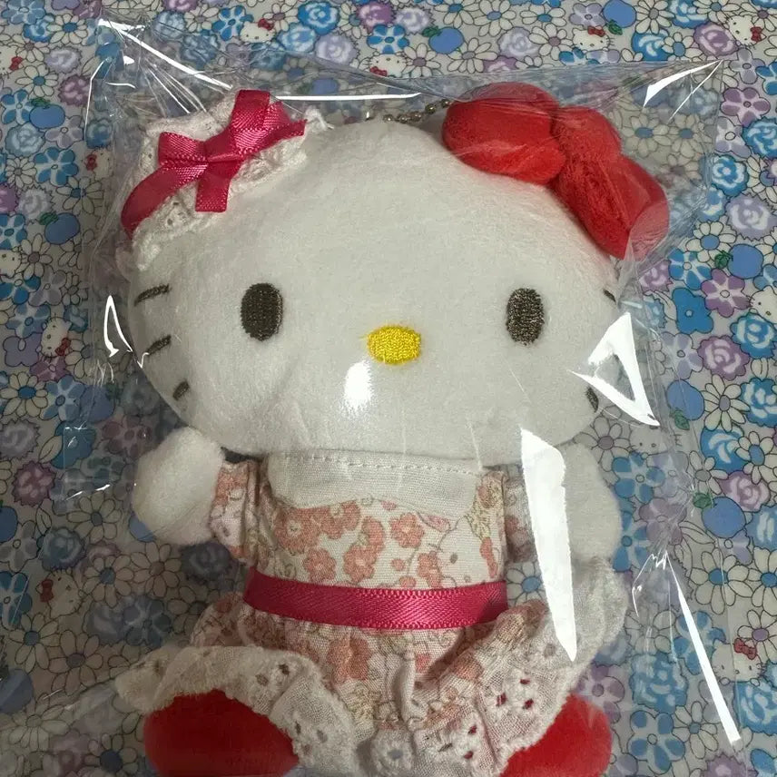[BUNJANG] Muew New Flower Kitty Plush Doll / 뮤뉴구루미 플라워 키티 새상품