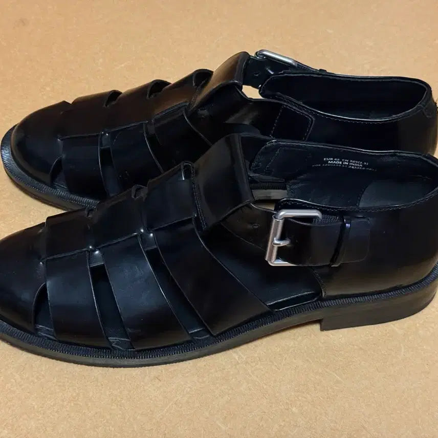 [BUNJANG] COS Leather Fisherman Sandals - Size 42 / COS  레더 피셔맨 샌들 42사이즈 코스