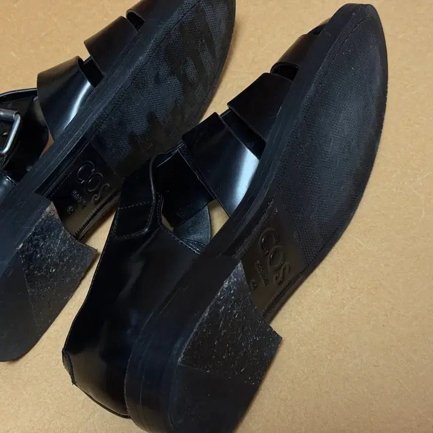 [BUNJANG] COS Leather Fisherman Sandals - Size 42 / COS  레더 피셔맨 샌들 42사이즈 코스