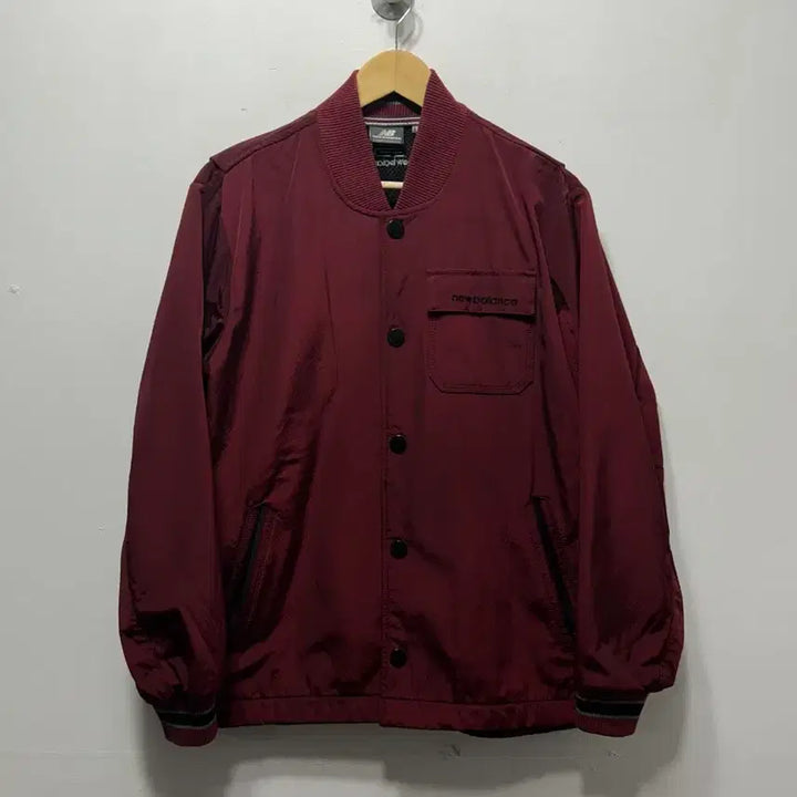 [BUNJANG] New Balance Burgundy Stadium Jacket Men&
