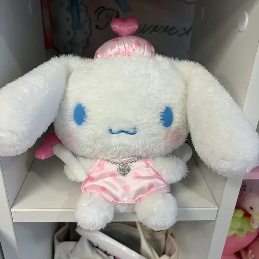 [BUNJANG] Sanrio Yumemiru Cinnamoroll Angel Plush Doll (Medium) / 산리오 유메미루 시나모롤 봉제인형 천사 꿈꾸는 엔젤 중형인형 시나몬롤