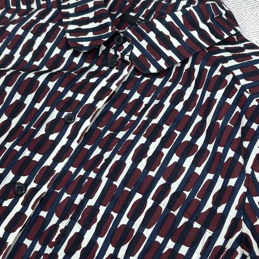 [BUNJANG] COS Burgundy Navy Round Collar Shirt (Women&