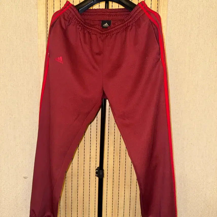 [BUNJANG] Adidas Training Wine Jogger Pants / 아디다스 트레이닝 와인 조거 팬츠