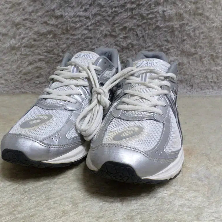 [BUNJANG] Asics Jog 100s White Gray Silver Sneakers / 베티붐구제 275 아식스 조그100s 화이트 그레이 실버 운동화 신발