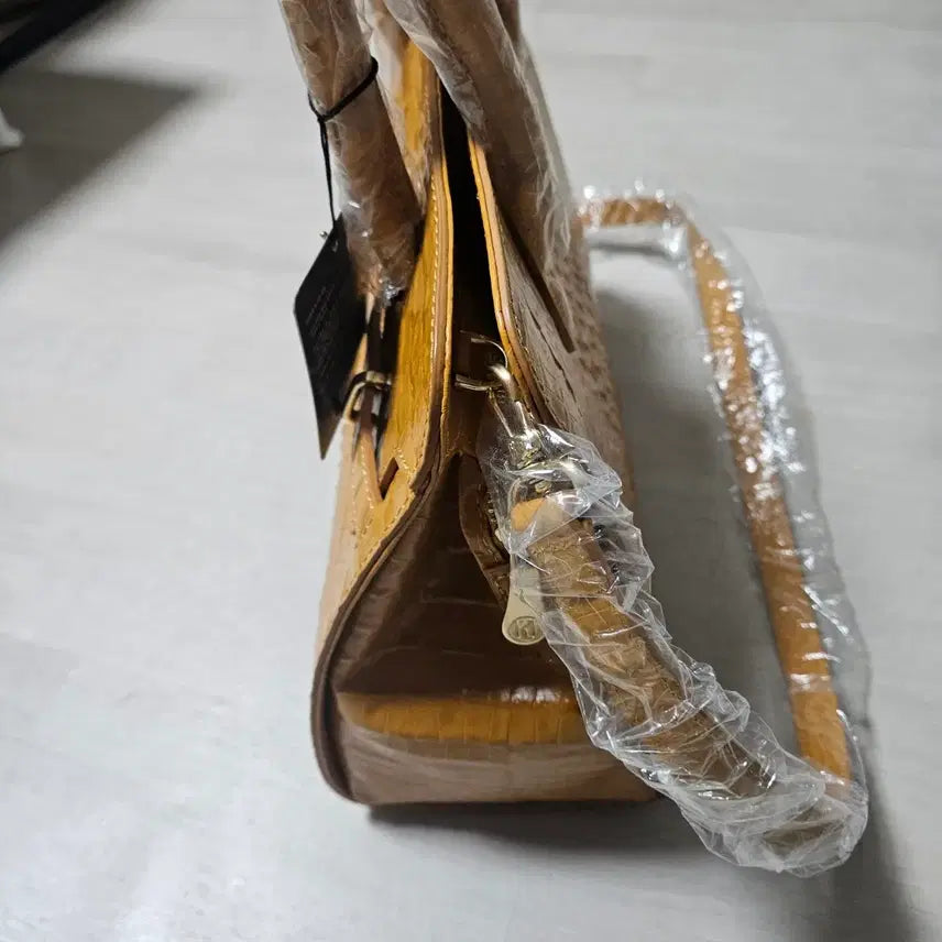 [BUNJANG] Kujak Cayman Leather Shoulder Bag Tote Yellow / 쿠작  카이만 가죽 숄더백 가방  옐로우 토트백