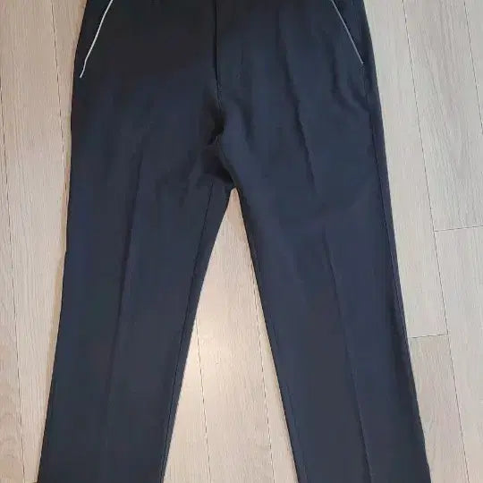 [BUNJANG] Titleist Black Slacks with White Line Point / 타이틀 리스트 블랙 슬랙스 바지 라인 포인트 34~35