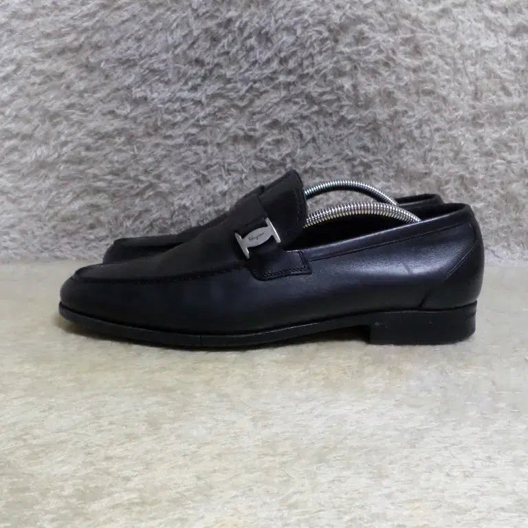 [BUNJANG] Salvatore Ferragamo Black Loafers / 베티붐구제 275 살바토레 페라가모 블랙 구두 로퍼 중고 신발