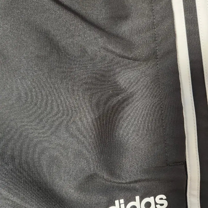 [BUNJANG] Adidas Essential 3S Windrunner Training Woven Jogger Pants / 새상품급)아디다스 에센셜 3S 윈드러너 트레이닝 우븐 조거 팬츠 DQ31