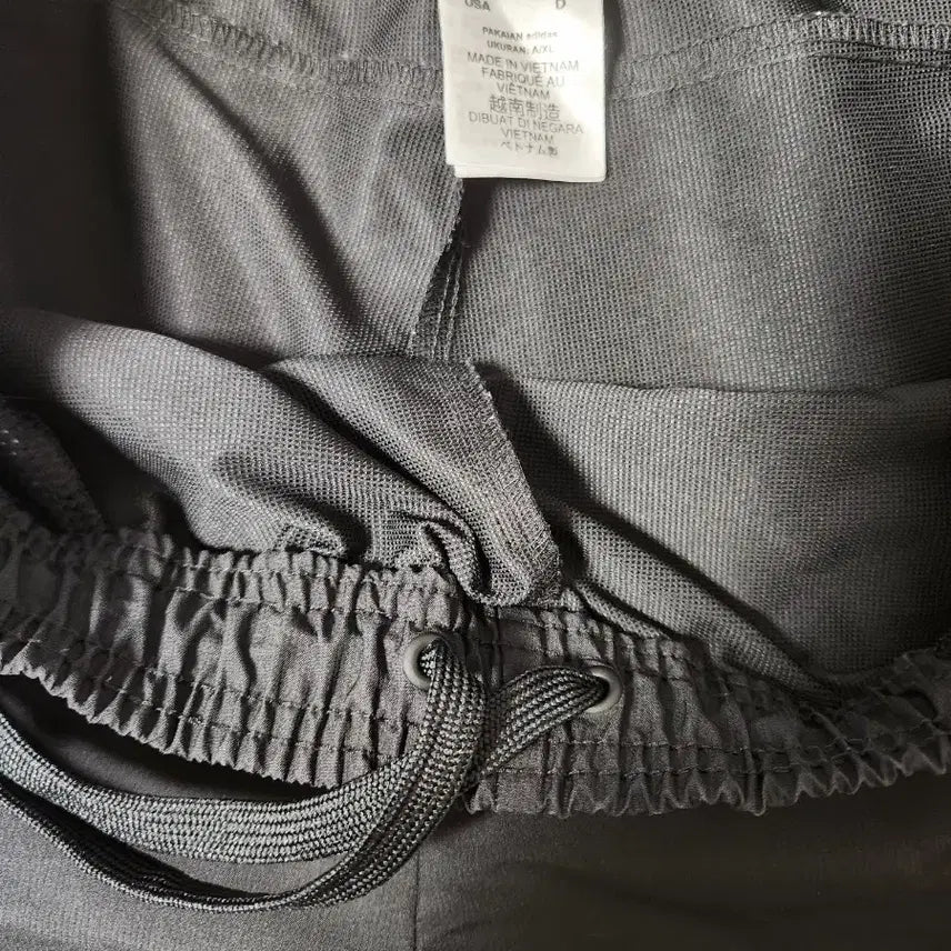 [BUNJANG] Adidas Essential 3S Windrunner Training Woven Jogger Pants / 새상품급)아디다스 에센셜 3S 윈드러너 트레이닝 우븐 조거 팬츠 DQ31
