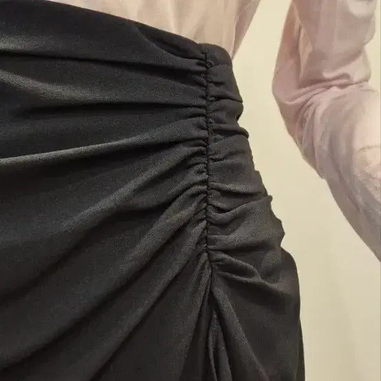 [BUNJANG] Lebeige and IRO Silk-blend T-shirt and Long Skirt / 르베이지티/이로 스커트