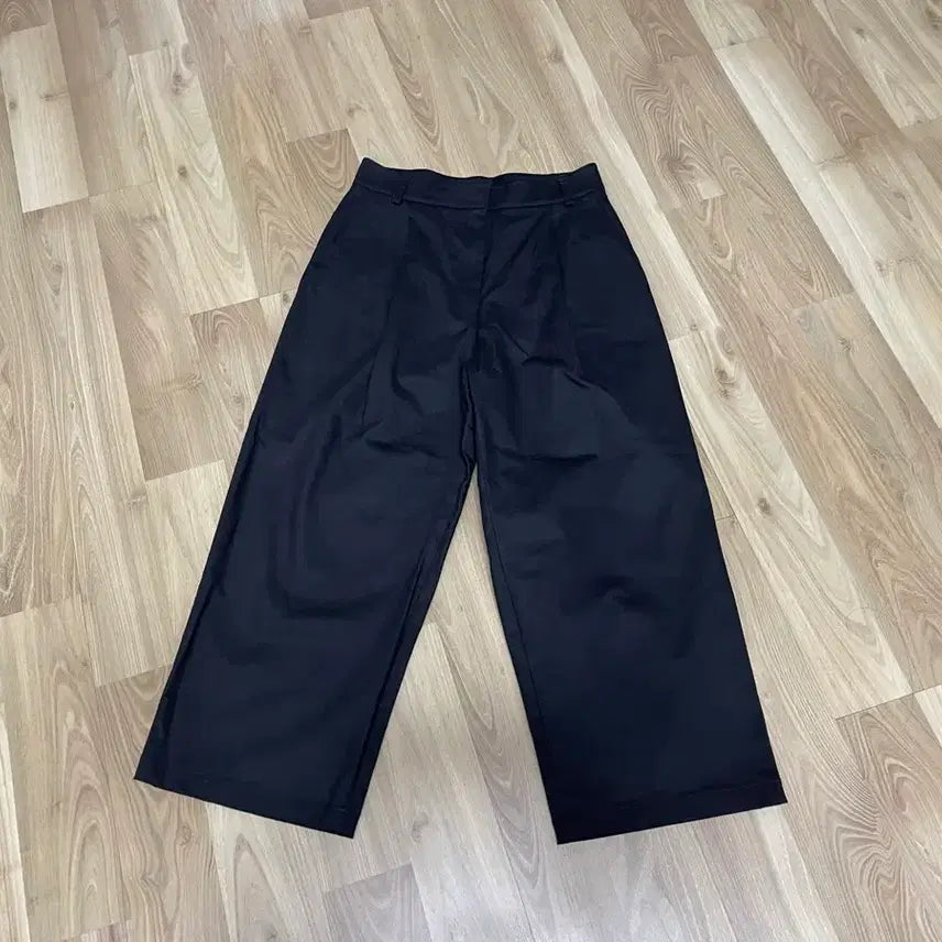 [BUNJANG] ILAIL 핀턱 Pleated Cotton Trousers 27 / ILAIL 핀턱주름 면바지 27