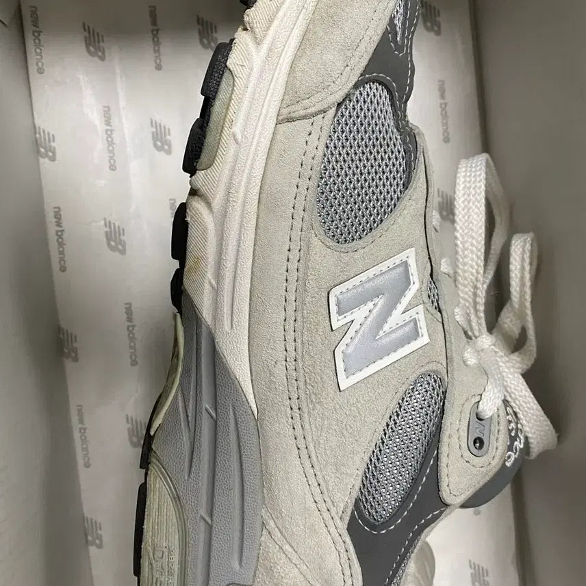 [BUNJANG] New Balance 993 270 Sneakers / 뉴발란스 993 270