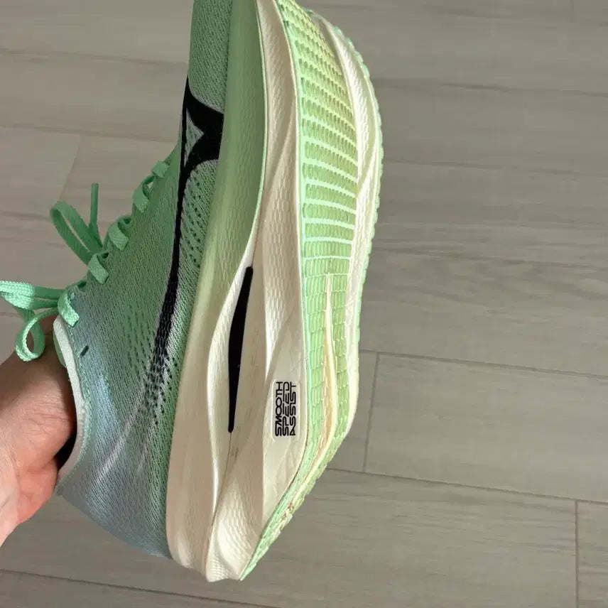 [BUNJANG] Mizuno Wave Rebellion Pro 3 Mint Running Shoes / 미즈노 웨이브 리벨리온 프로3 민트 250 러닝화