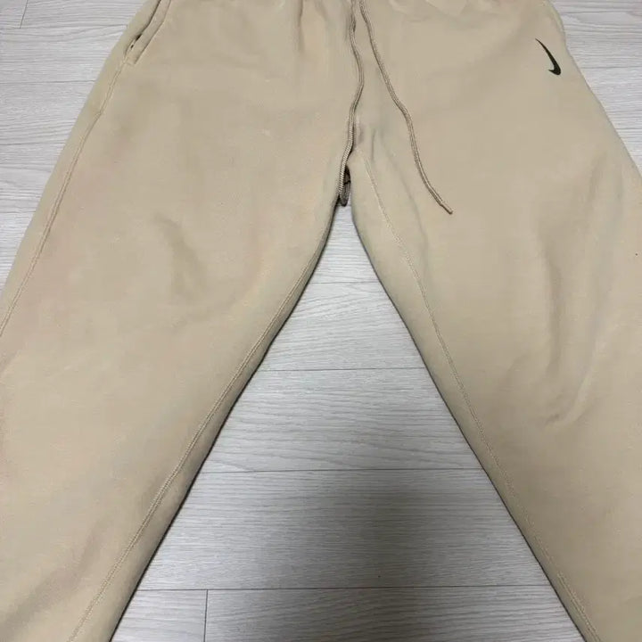[BUNJANG] Nike x Billie Eilish NRG Fleece Pants Mushroom / 나이키 x 빌리 아일리시 NRG 플리스 팬츠 머쉬룸 - 아시아