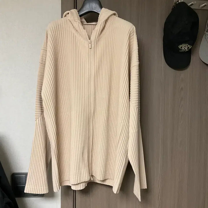 [BUNJANG] Homme Plissé Beige Hooded Zip-up / 옴므플리세 후드집업 베이지 4