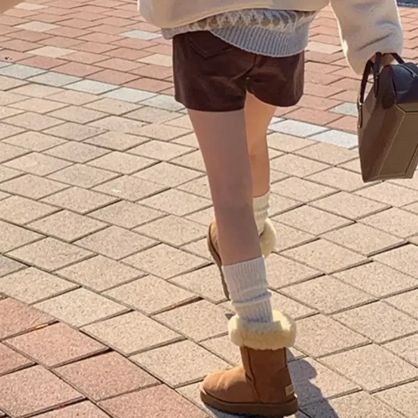 [BUNJANG] Fine Thank You Roa Corduroy Shorts / 파인땡큐 로아 코듀로이 반바지