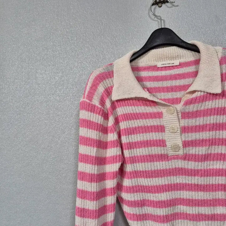 [BUNJANG] Pink Stripe Crop Knit Top / 핑크 스트라이프 크롭 니트티 55~66