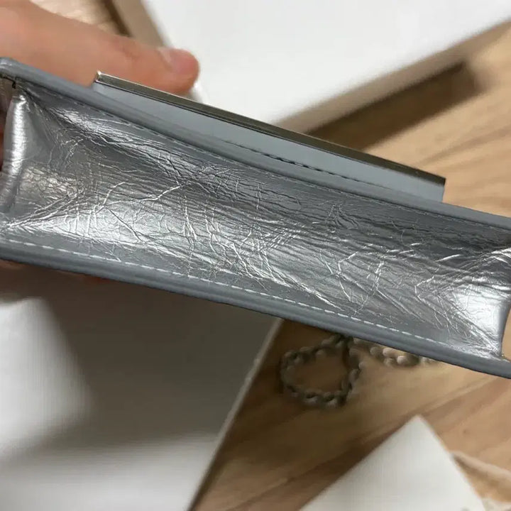 [BUNJANG] Matinkim Accordion Mini Bag Silver / 마뗑킴 아코디언 미니백 실버 민트급
