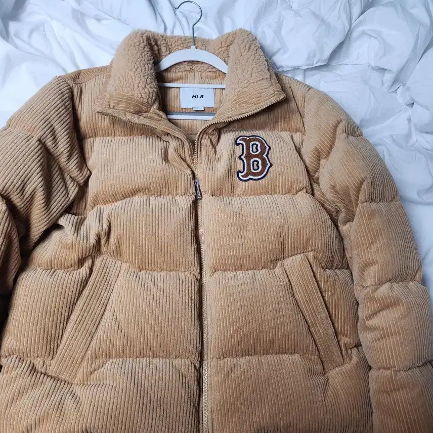 [BUNJANG] MLB Basic Corduroy Short Padded Jacket (Beige) - Size S / mlb 베이직 코듀로이 숏패딩 B (Beige)