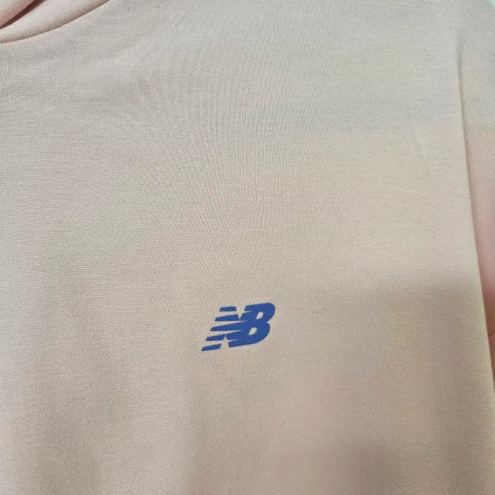 [BUNJANG] New Balance Pink Crop Hoodie / 뉴발란스 핑크 크롭 후드티
