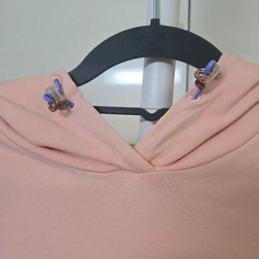 [BUNJANG] New Balance Pink Crop Hoodie / 뉴발란스 핑크 크롭 후드티