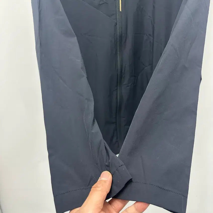 [SOLD OUT] [만원 아라비아빈티지]다이나핏 블랙 바람막이 자켓 100
