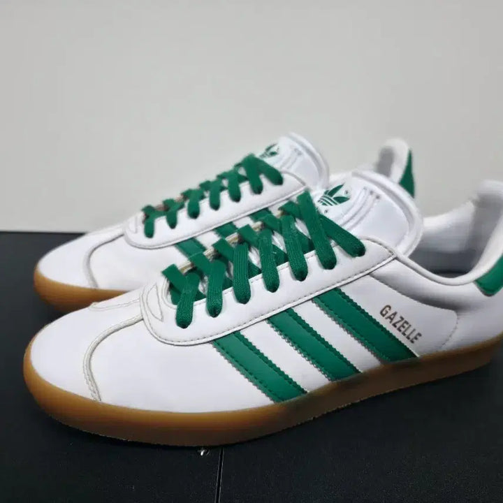 [BUNJANG] Adidas Gazelle White Green Sneakers (260mm) / 아디다스 가젤 화이트 그린 [260mm]